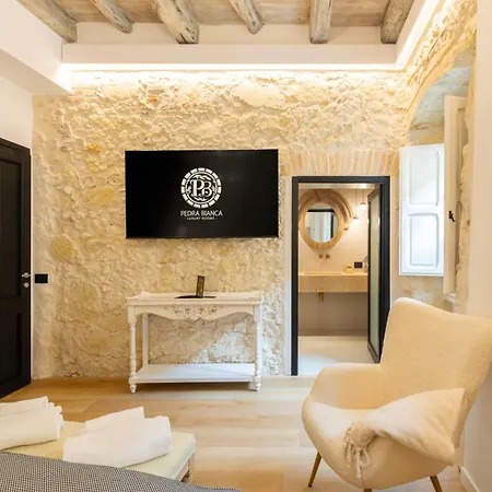 Pedra Bianca Luxury 4*