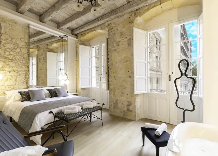 Pedra Bianca Luxury בית הארחה קליארי